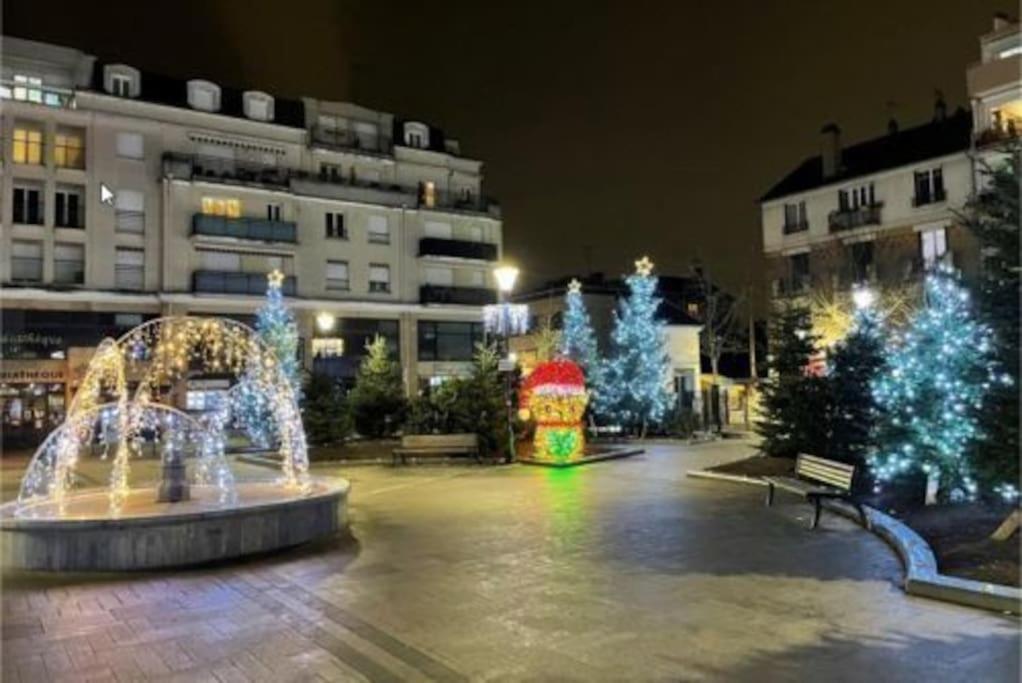 Studio A 2 Pas De La Gare Sartrouville Exterior foto